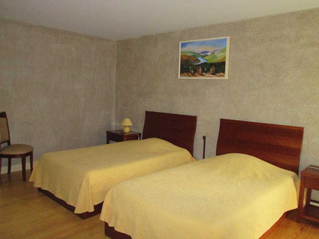 Chambre D'Hotes "Les Bordes" Marzy Room photo
