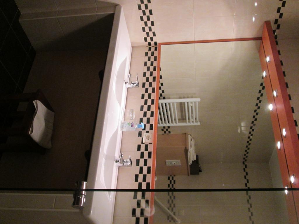 Chambre D'Hotes "Les Bordes" Marzy Room photo