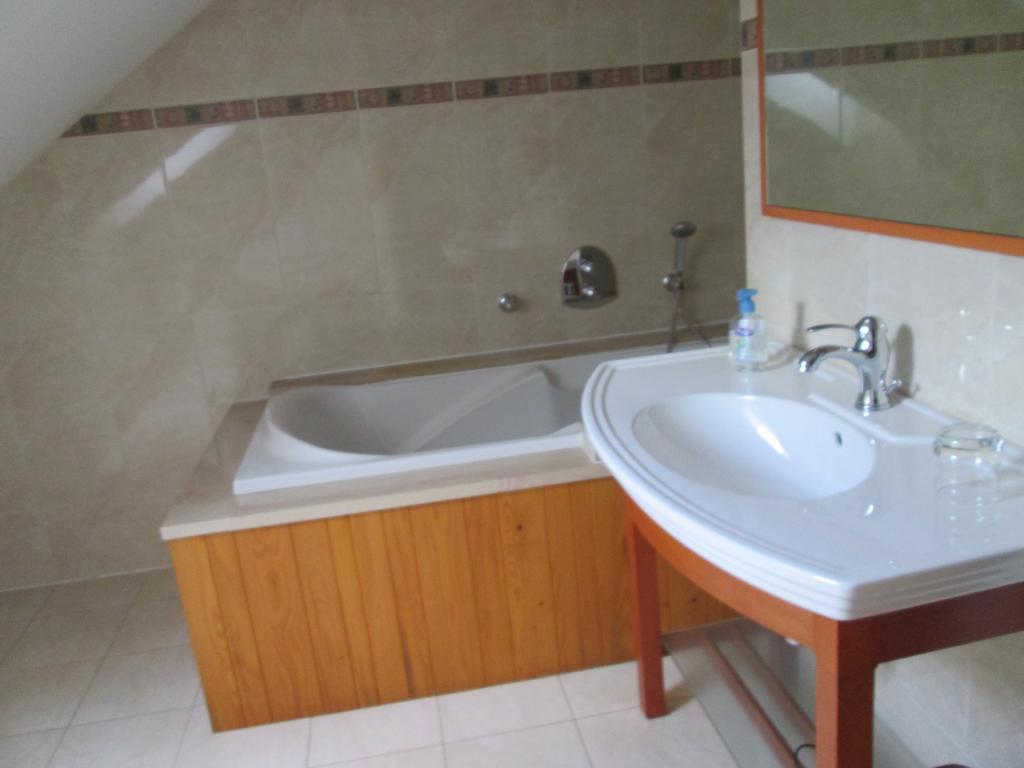 Chambre D'Hotes "Les Bordes" Marzy Room photo